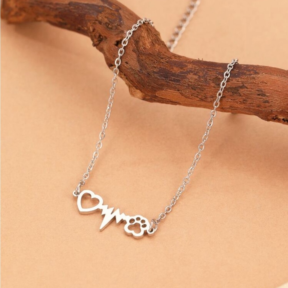 🐾 Heartbeat Paw Bracelet ♥️